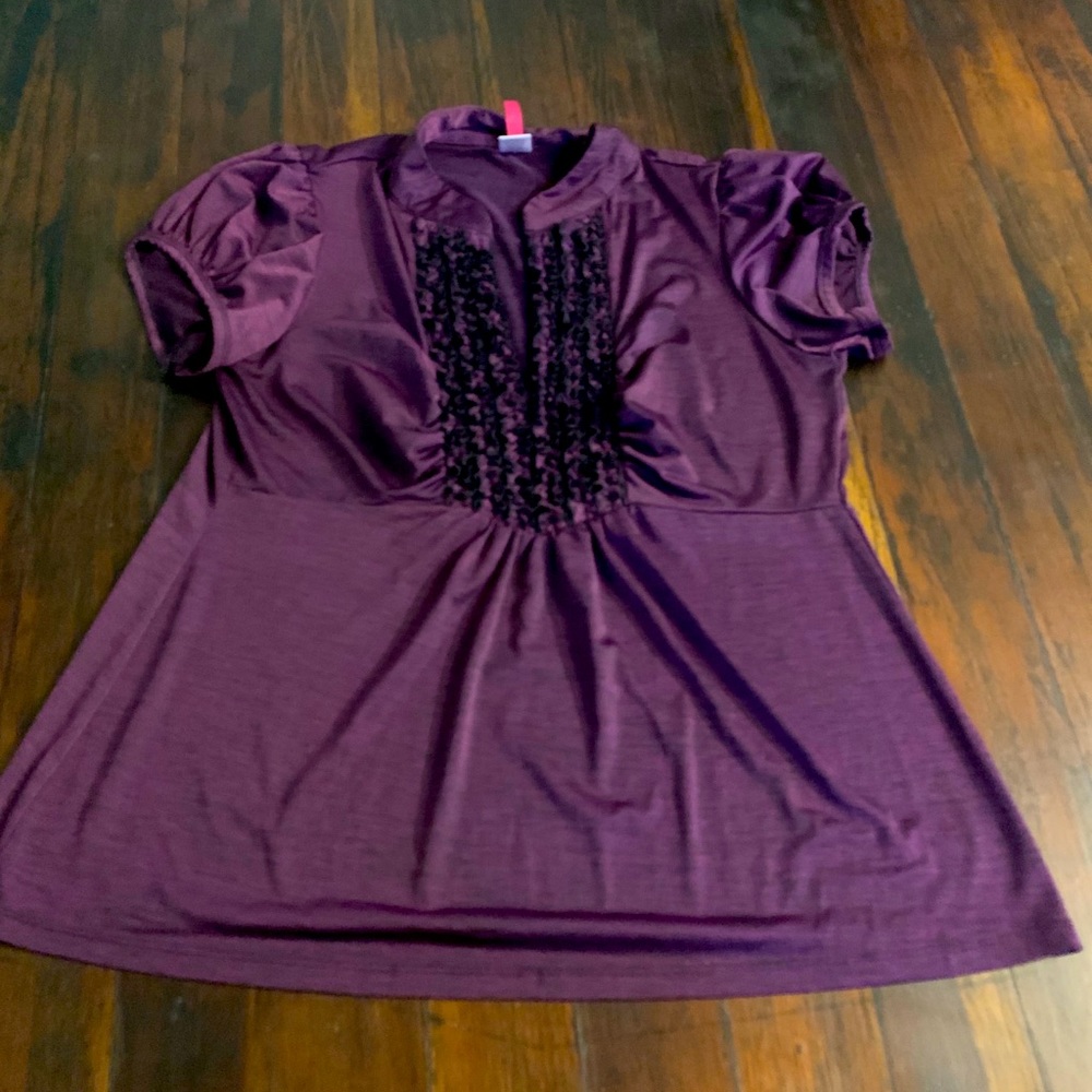 Cute dress shirt!